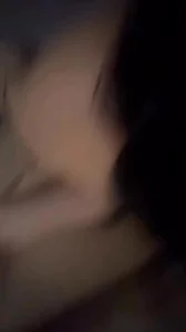 美女专注口交