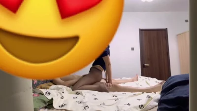 c奶人妻第三视角操喷水抽搐